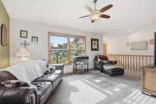 1533 Hallewood Blvd, New Richmond, WI 54017 - Photo 6