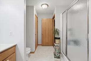 1533 Hallewood Blvd, New Richmond, WI 54017 - Photo 18