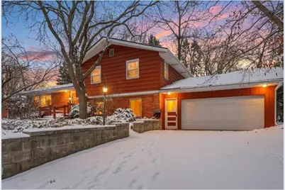 1015 W Maple Street, River Falls, WI 54022 - Photo 2