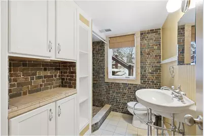 1015 W Maple Street, River Falls, WI 54022 - Photo 16