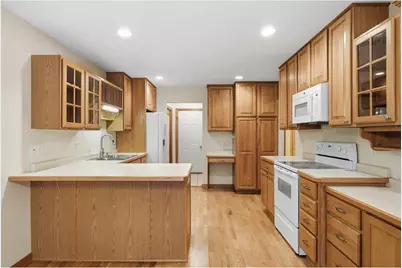 1482 Riverside Drive #1482, River Falls, WI 54022 - Photo 14