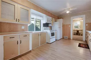 804 E Prospect St, Durand, WI 54736 - Photo 8