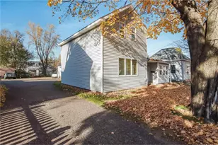 804 E Prospect St, Durand, WI 54736 - Photo 6