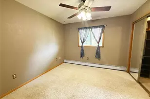 911 Radcliffe Ave, Altoona, WI 54720 - Photo 38