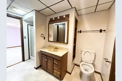 911 Radcliffe Avenue, Altoona, WI 54720 - Photo 24