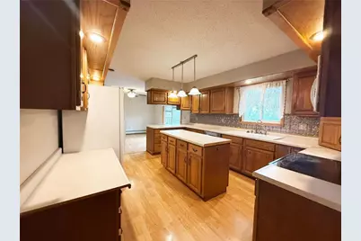 911 Radcliffe Avenue, Altoona, WI 54720 - Photo 30