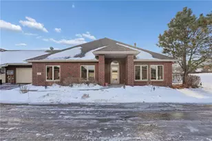 85 Deerwood Ct, Hudson, WI 54016 - Photo 1