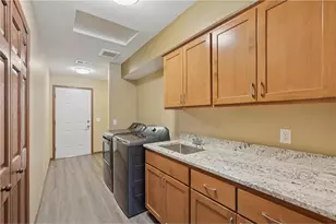 85 Deerwood Ct, Hudson, WI 54016 - Photo 16