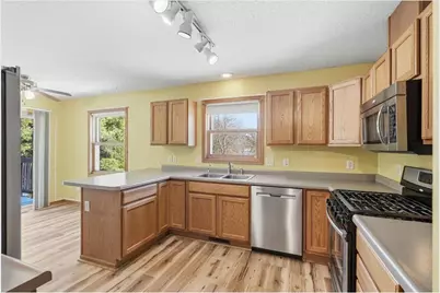 1320 216th Avenue, New Richmond, WI 54017 - Photo 10