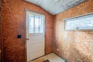 606 W Brown St, Augusta, WI 54722 - Photo 4