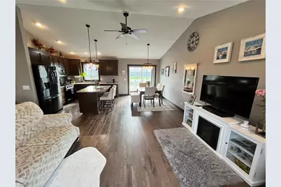 1642 Beaver Way, New Richmond, WI 54017 - Photo 6