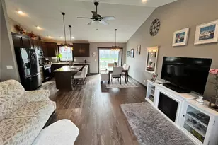 1642 Beaver Way, New Richmond, WI 54017 - Photo 6