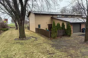 434 E 11th Street, New Richmond, WI 54017 - Photo 4