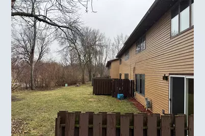 434 E 11th Street #L, New Richmond, WI 54017 - Photo 8