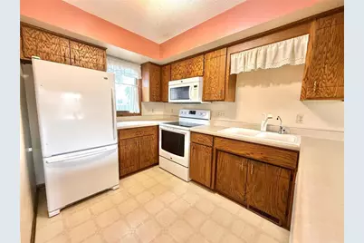 434 E 11th Street #L, New Richmond, WI 54017 - Photo 10