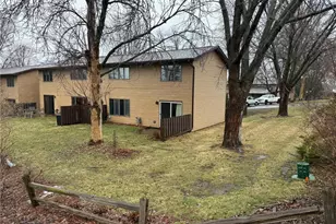 434 E 11th Street, New Richmond, WI 54017 - Photo 6