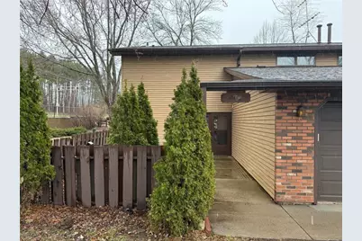 434 E 11th Street #L, New Richmond, WI 54017 - Photo 2