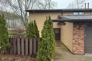 434 E 11th Street, New Richmond, WI 54017 - Photo 2