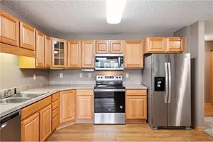 935 Ferndale Street, Maplewood, MN 55119 - Photo 18