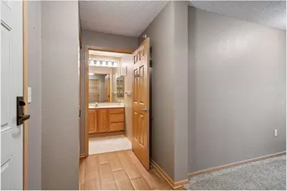935 Ferndale Street #302, Saint Paul, MN 55119 - Photo 22
