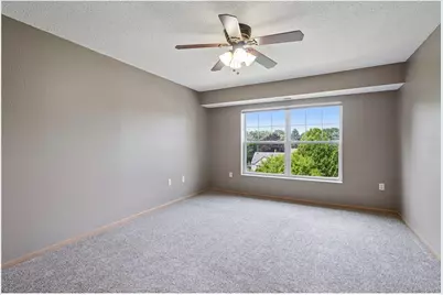 935 Ferndale Street #302, Saint Paul, MN 55119 - Photo 24
