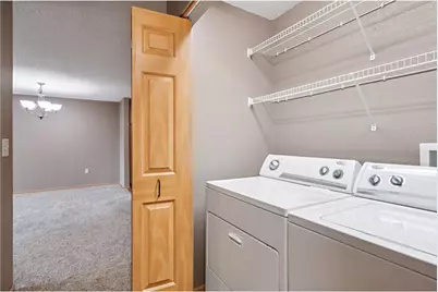 935 Ferndale Street #302, Maplewood, MN 55119 - Photo 32