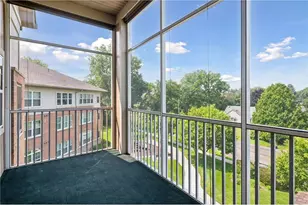 935 Ferndale Street, Saint Paul, MN 55119 - Photo 34