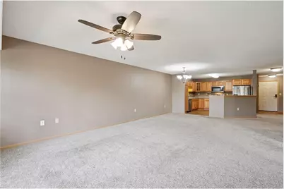 935 Ferndale Street #302, Maplewood, MN 55119 - Photo 12
