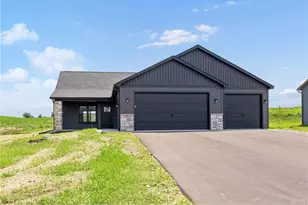 466 Coyote Way, New Richmond, WI 54017 - Photo 1