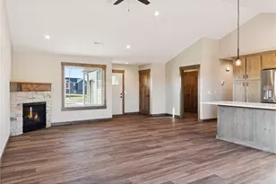 466 Coyote Way, New Richmond, WI 54017 - Photo 14