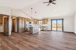 466 Coyote Way, New Richmond, WI 54017 - Photo 10