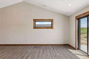 466 Coyote Way, New Richmond, WI 54017 - Photo 18