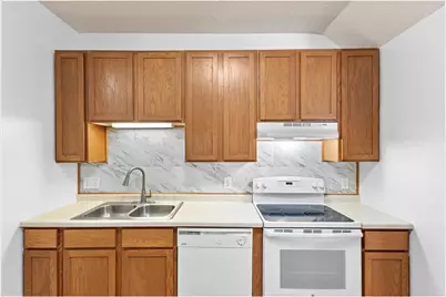 90 Bridgewater Trail, Hudson, WI 54016 - Photo 12