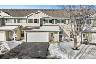 90 Bridgewater Trail, Hudson, WI 54016 - Photo 2