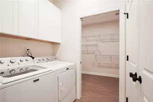 621 Field Point St, Warren Township, WI 54023 - Photo 28