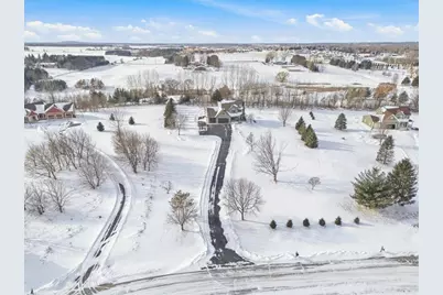 1654 Waters Edge Drive, New Richmond, WI 54017 - Photo 38