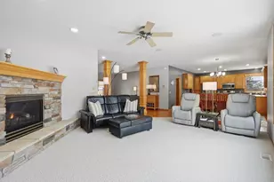 1654 Waters Edge Dr, New Richmond, WI 54017 - Photo 4