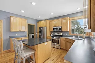 1654 Waters Edge Dr, New Richmond, WI 54017 - Photo 8