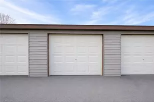 210 Sargent Dr, Red Wing, MN 55066 - Photo 10