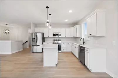 1339 Orchid Way, New Richmond, WI 54017 - Photo 8