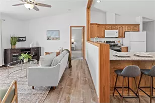 1016 W Ridge Ct, New Richmond, WI 54017 - Photo 10