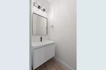 425 W 8th Street #20, New Richmond, WI 54017 - Photo 10