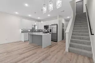 425 W 8th St, New Richmond, WI 54017 - Photo 4