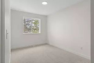 425 W 8th St, New Richmond, WI 54017 - Photo 16