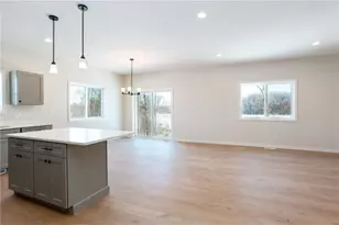 502 Kreekview Dr, Osceola, WI 54020 - Photo 8