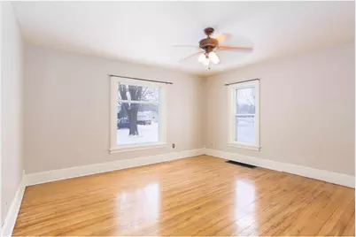 110 N Pearl Street, River Falls, WI 54022 - Photo 10