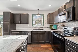 530 E 6th St, New Richmond, WI 54017 - Photo 22