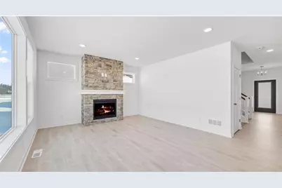 1517 Creekwood Drive, New Richmond, WI 54017 - Photo 14