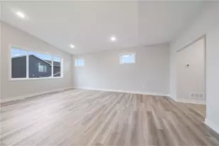 1335 Orchid Wy, New Richmond, WI 54017 - Photo 16