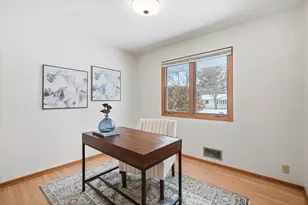 2620 Roth Pl, White Bear Lake, MN 55110 - Photo 16